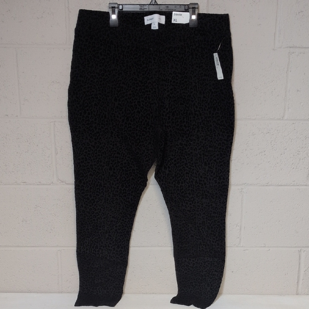 Old Navy Stevie Pants Size XL NWT, Black Velvet Leopard Print - Picture 2 of 9